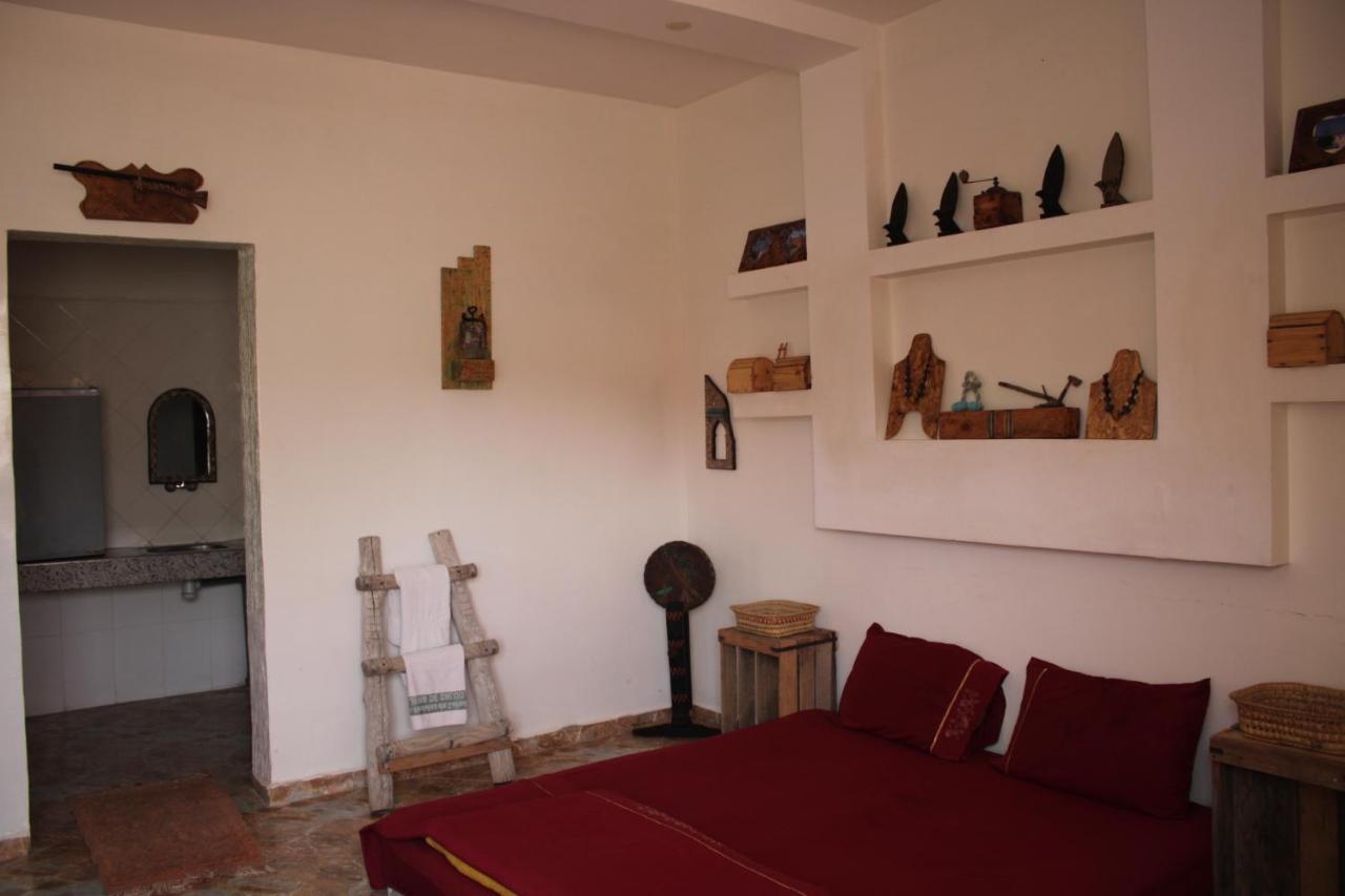 Afica Surf House Hostel Imszuan Kültér fotó